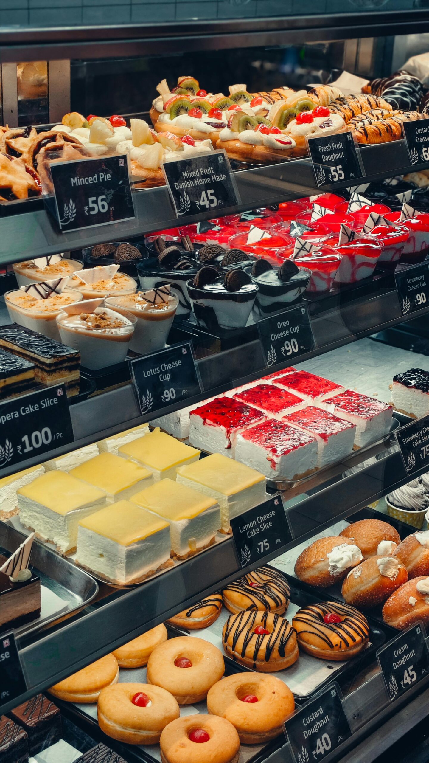 vitrine moderne boulangerie patisserie